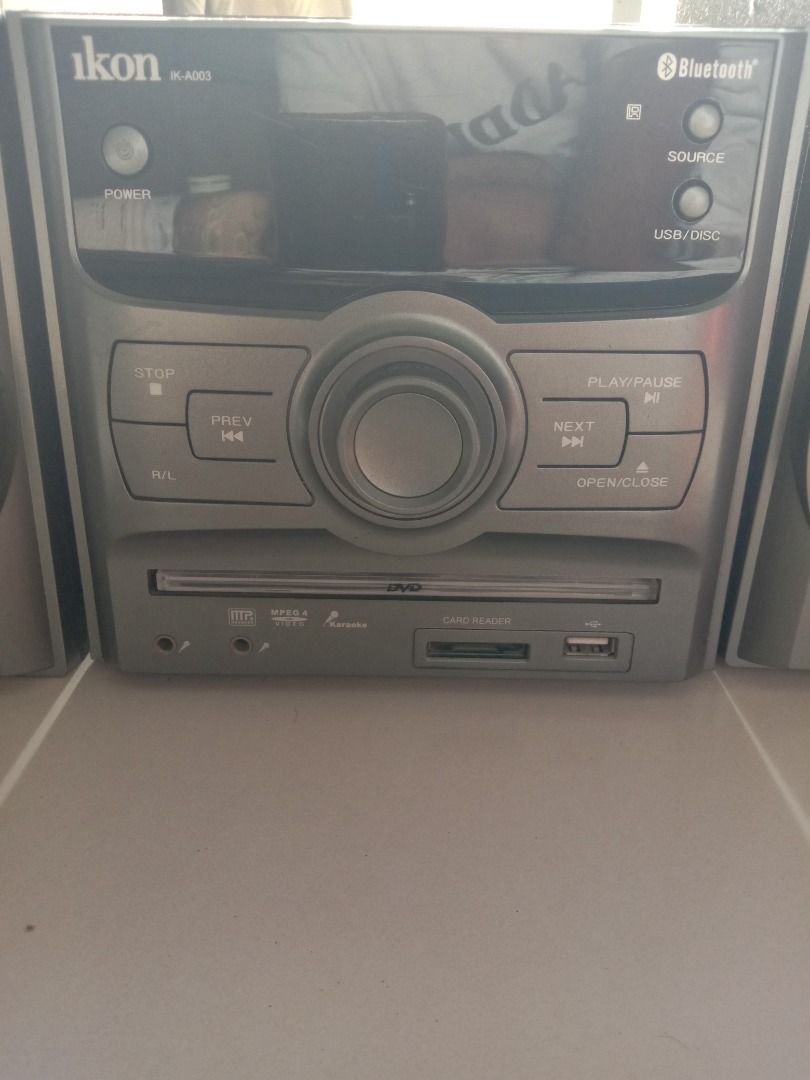 Mini compo (Category: Portable Music Players) located in Kuala Lumpur. Submitted by anson70 (Listing ID 1354432488, Image 2). Description: With USB Bluetooth DVD MPEG 4 Video Karaoke seldom use want to clear my room welcome to inspect at UTC SENTUL B4 buying .
