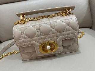（分類：）位於 。 由 yyyyywt 提交（商品編號 1354337467，圖片 1）。簡介： 。