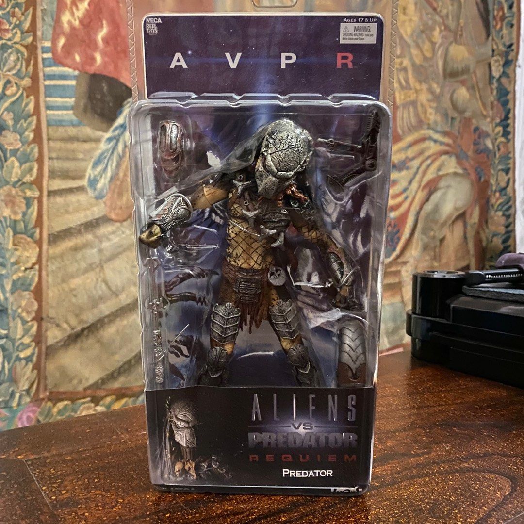 NECA AVP R wolf predator set of 3, Hobbies & Toys, Toys & Games on ...