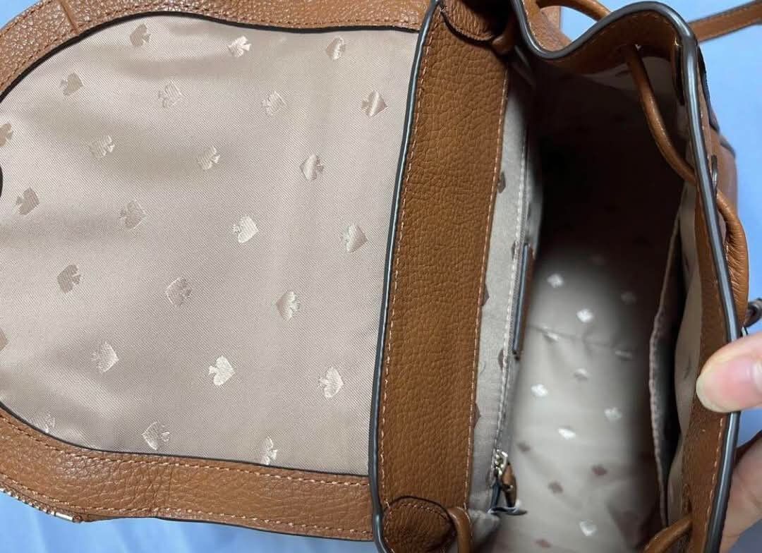 Original KS (Category: Luxury Bags & Wallets) located in Bulacan. Submitted by vintage_purge (Listing ID 1354518547, Image 2). Description: ks 4900php no noticeable flaws lets make reading a habit please ask us before proceeding into transactions we cater to those who understands preloved items first to pay gets the item settle for original at a very affordable price all are decluttered items of people living in japan AUTHENTIC ITEMS MONEY BACK G
