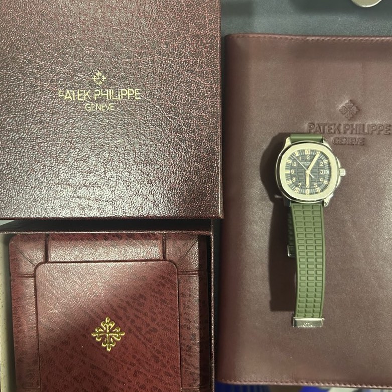 Boîte De Montre Patek Philippe 5065A – Années 2000, Complet Avec Papiers (bon état)