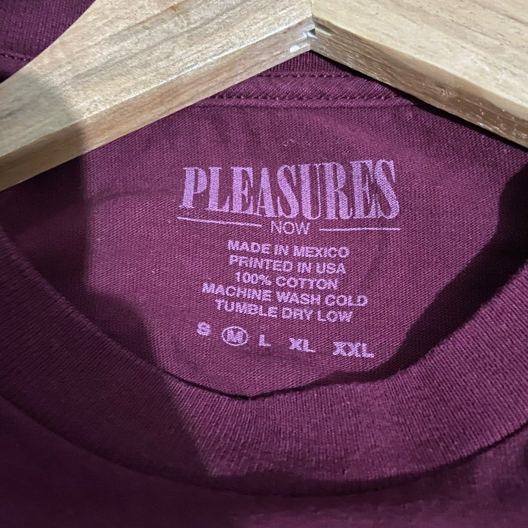 pleasure longsleeve (Category: Activewear) located in San Fernando. Submitted by diff.thr1ft (Listing ID 1354473803, Image 3). Description: for sale pleasure longsleeve excellent condition no issue dimes:19.5/28 price:850+shipping fee location:pampanga j&t courier.