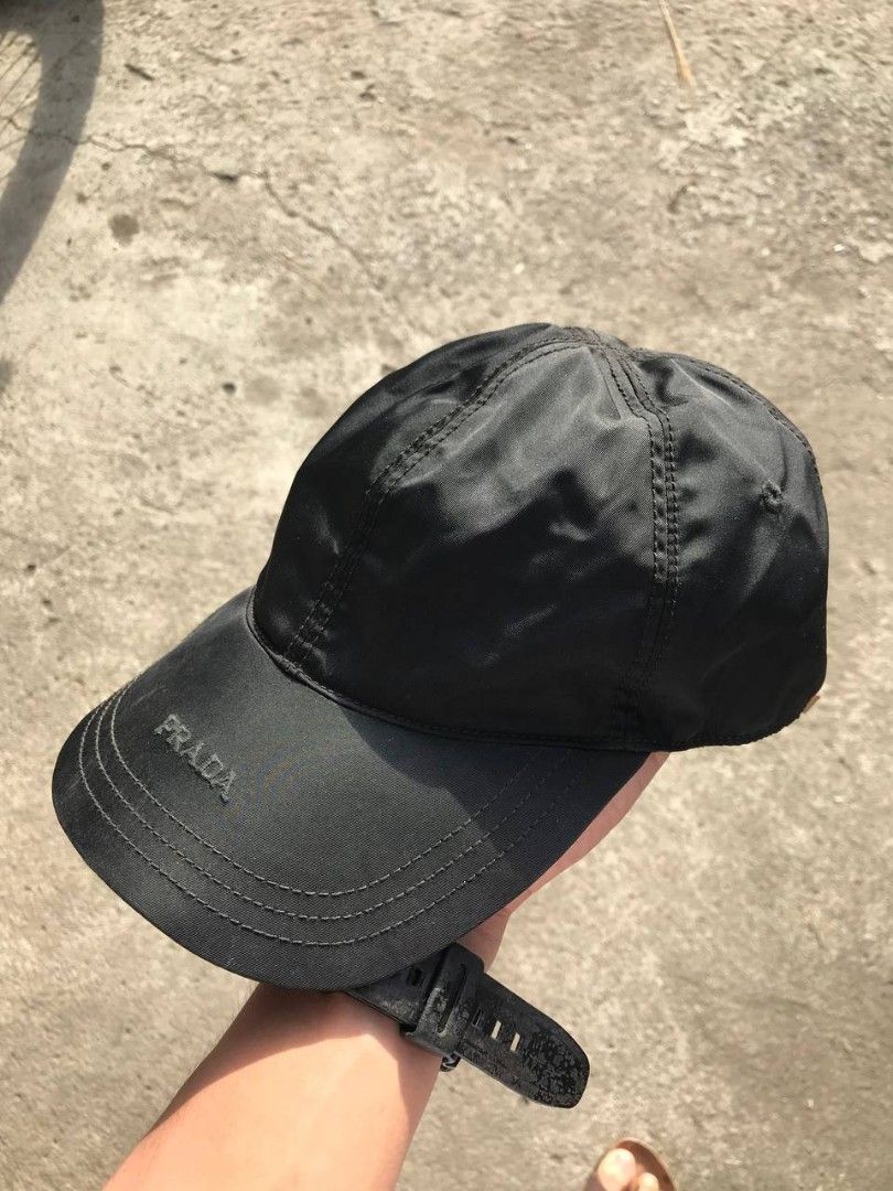 PRADA CAP DRI FIT (Category: Caps & Hats) located in Manila. Submitted by jowiegarci63146 (Listing ID 1354416113, Image 1). Description: .