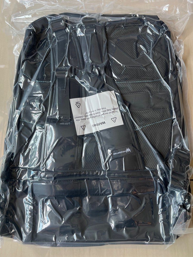 Predator Backpack (Category: Backpacks) located in Singapore. Submitted by saves11 (Listing ID 1354400937, Image 5). Description: Predator 18” Urban Backpack, Can put laptop. Ortigal price $89 .