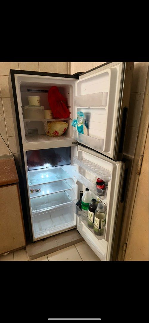 Sharp Fridge (Category: Refrigerators & Freezers) located in Singapore. Submitted by christ0pher89 (Listing ID 1354363145, Image 1). Description: As good as brand new fridge for sale Price able to nego for fast deal and free gifts included .