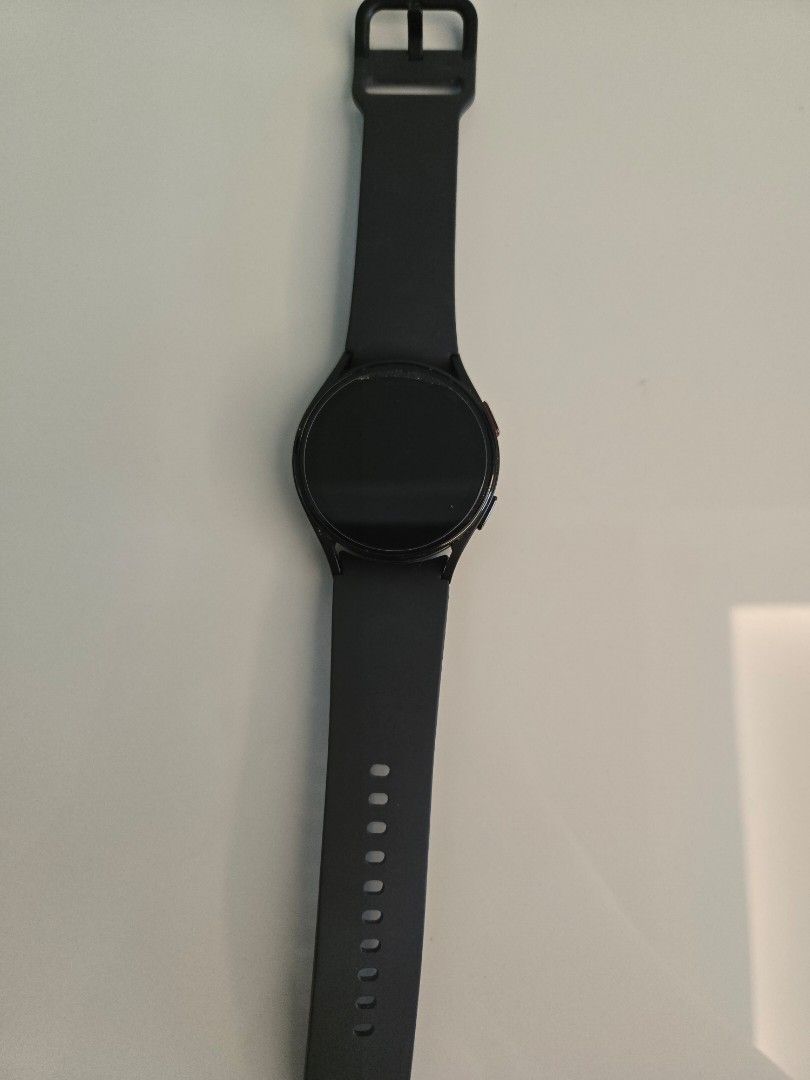 Samsung Watch 5 40mm (Category: Men's Watches) located in Manila. Submitted by MLim10 (Listing ID 1354393545, Image 1). Description: Used Samsung Watch 5 40mm. Damage is on Screen Protector (removable). Actual screen has been protected since purchase. No box, no charger.