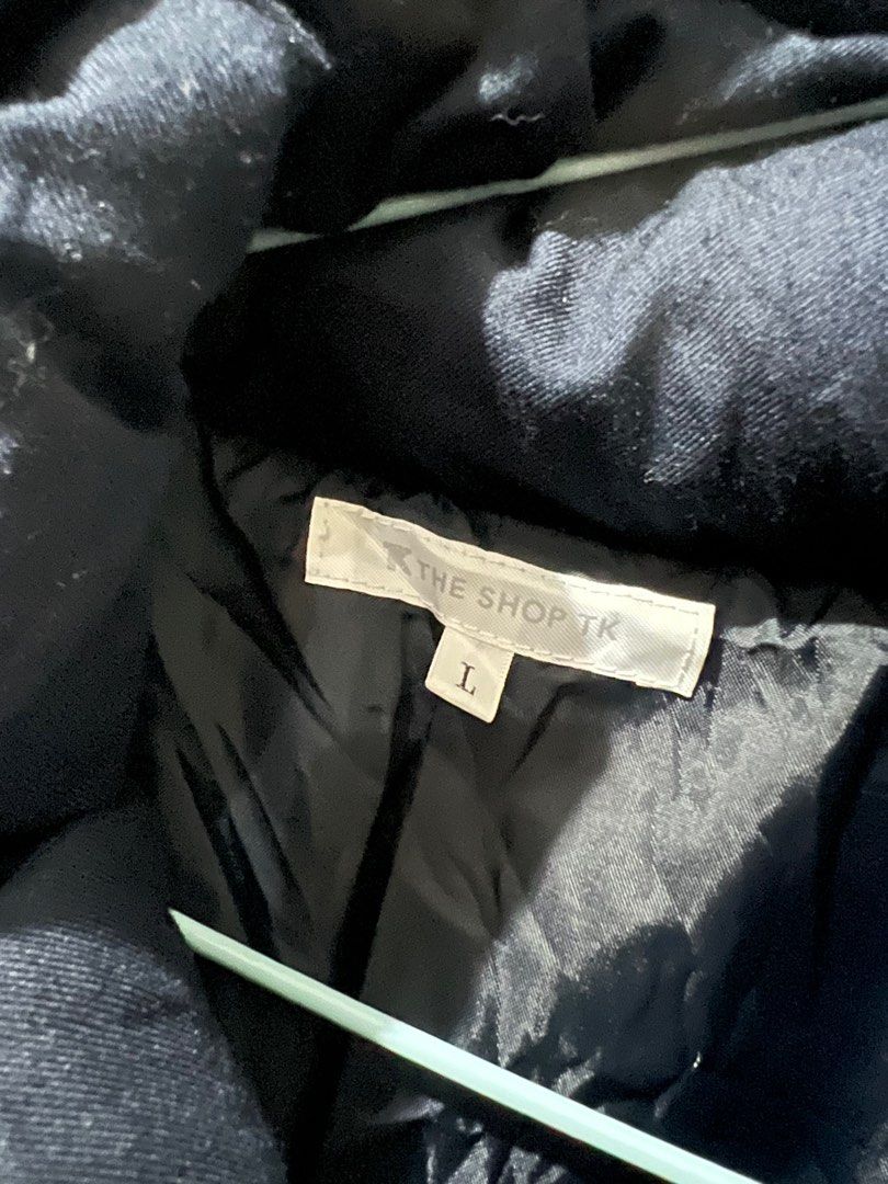 THE SHOP TK HIGH COLLAR PUFFER COAT (Category: Coats, Jackets and Outerwear) located in Baguio. Submitted by blackcode1215 (Listing ID 1354481395, Image 3). Description: (All items are slightly used but in good condition) THE SHOP TK HIGH COLLAR PUFFER COAT Size: Large on tag Color: Navy Blue Dime: 29” 23” Price: 500+sf Location: Baguio City Dropping Area: 2007 2nd floor Maharlika Bldg. For shipping: J&T (nationwide) Mode of payment: Gcash (mine 