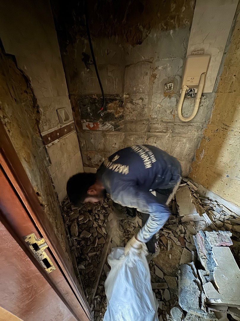 Toilet Hacking, Kitchen hack,Demolition & Disposal Tiles & Wall of Kitchen, Toilet, Bedroom floor, Store room,HDB/condo/LANDED PROPERTY#COMMERCIAL62863093094145113