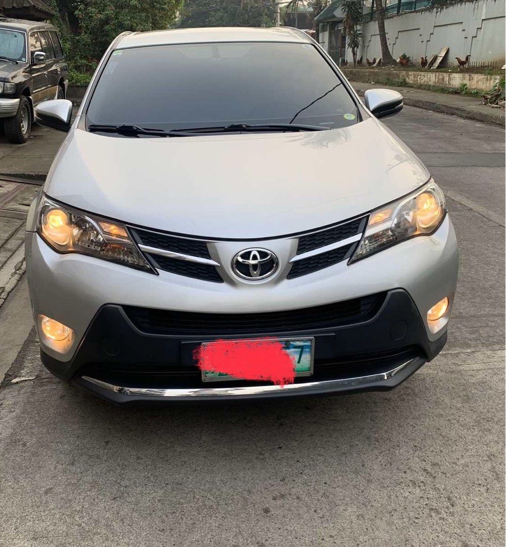 Toyota Rav4 2.4 Premium+ (A) (Category: Used Cars) located in Quezon City. Submitted by zentiger_b8aba3 (Listing ID 1354366831, Image 3). Description: 2013 Rav 4 1st owner 2.5 dual VVTI Automatic 4x2 All original parts P470k asking negotiable QC Area 09286357440 .