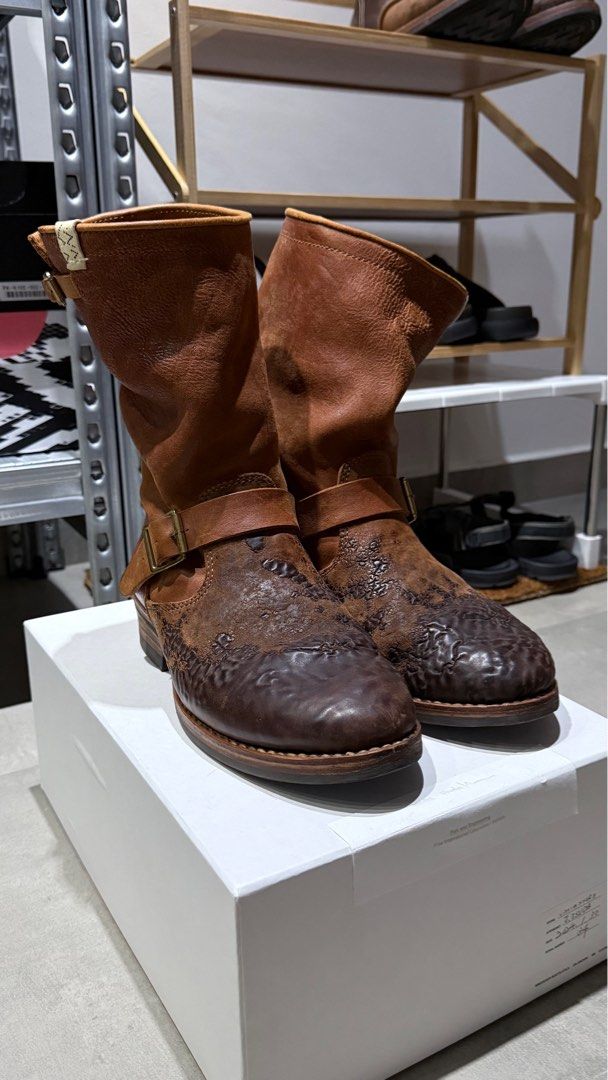 Visvim t.w.o boots in US8.5, Men's Fashion, Footwear, Boots on Carousell