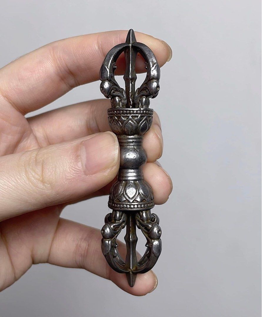 藏傳文物級珍藏西藏老天鐵隕石手工鏨刻敲型大尺寸《五股金剛杵 藏傳文物級珍藏西藏老天鐵隕石手工鏨刻敲型大尺寸《五股金剛杵