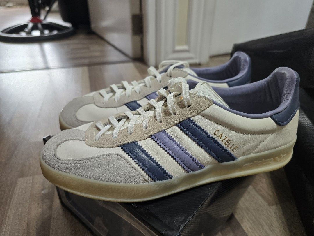 Adidas Gazelle (Category: Sneakers) located in Quezon City. Submitted by jonjonlor (Listing ID 1354548752, Image 3). Description: Selling my Adidas Gazelle size 8 100% authentic. Message me if interested.