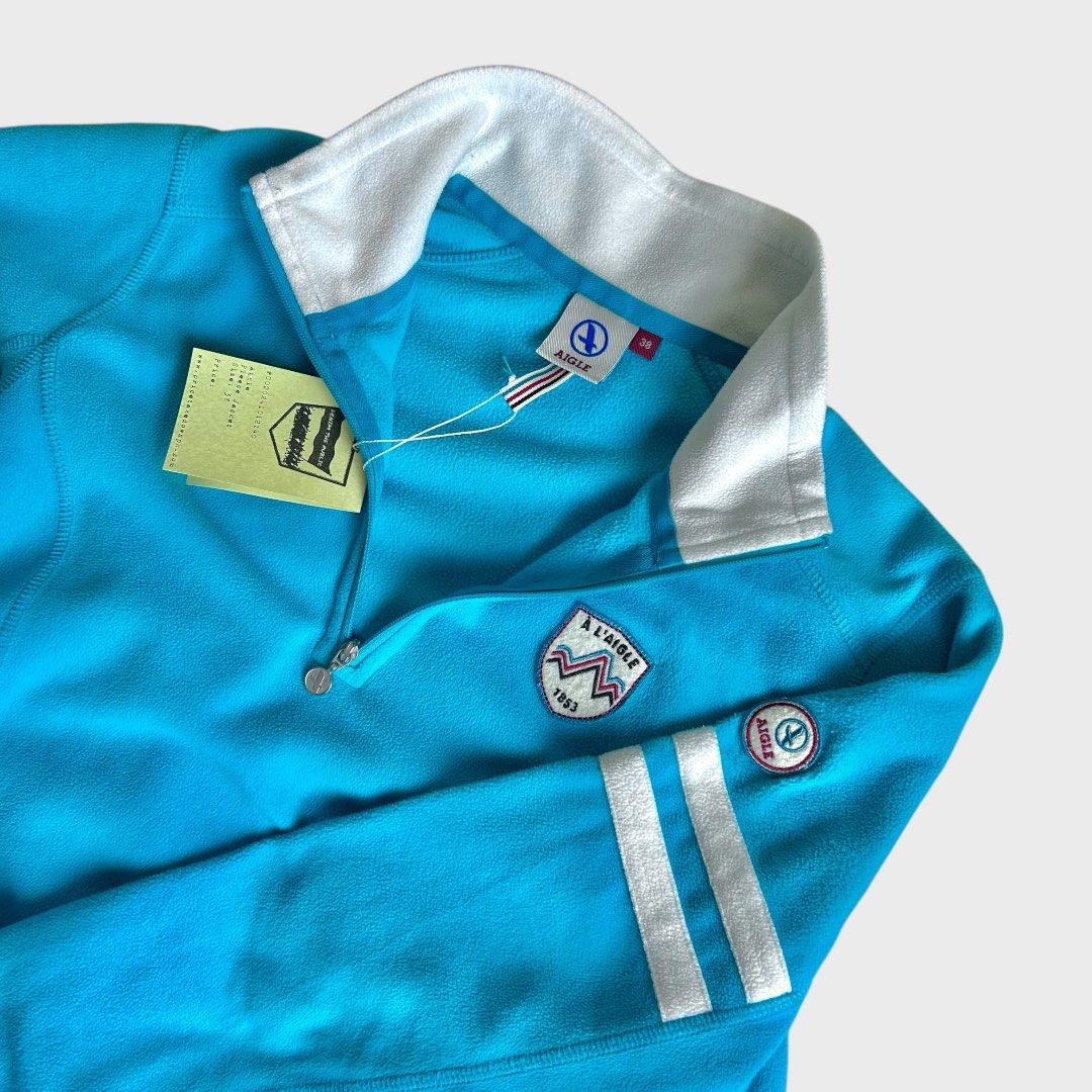 Vintage Aigle Fleece Jacket (size 38) (Category: Coats, Jackets and Outerwear) located in Quezon City. Submitted by pricetakedown (Listing ID 1354667061, Image 3). Description: Aigle Vintage Fleece Jacket Excellent Condition Size: 38 Php 999 Measurements (inches) Chest: 17 Shoulders: 13 Sleeves: 24 Length: 22.5 . 🫶🏻 Manage your expectations. Check photos and details thoroughly ✨ Items have been washed and sanitized 💡Actual color may vary due t