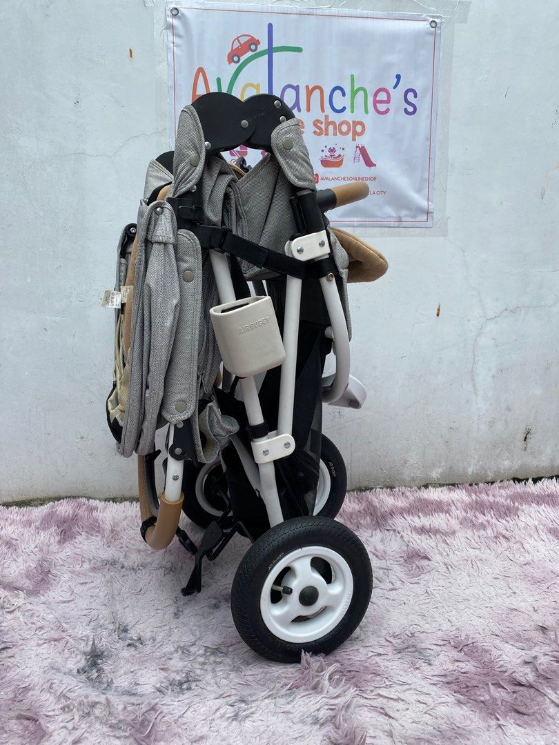 Airbuggy Coco Brake Jogger Stroller with accessories (Category: Strollers) located in Manila. Submitted by avalanchesonlineshopmainacount (Listing ID 1354641351, Image 3). Description: .