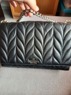 (Category: ) located in . Submitted by thrift.it.haveit (Listing ID 1354606437, Image 1). Description: .