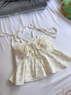 (Category: ) located in . Submitted by miumiu.17 (Listing ID 1354569723, Image 1). Description: .
