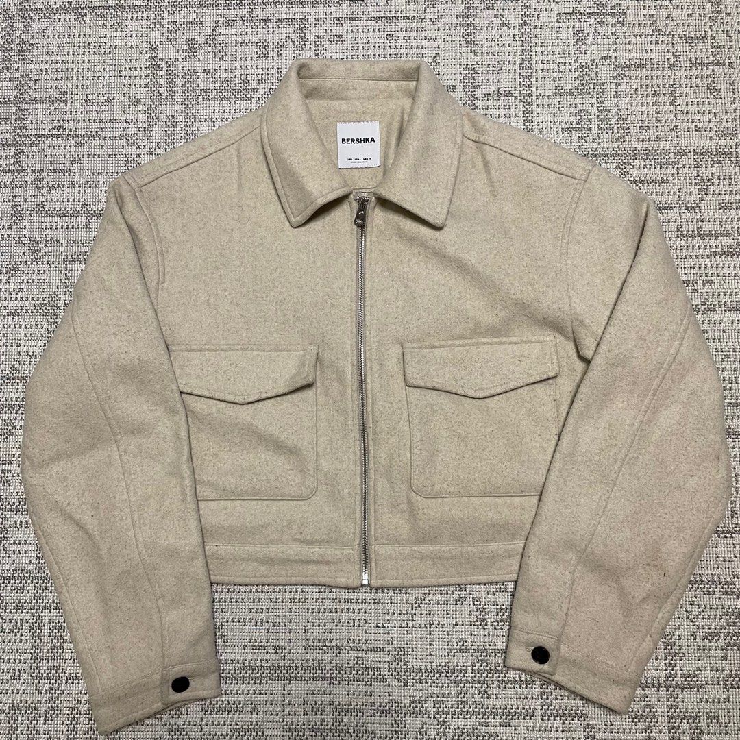 Bershka Boxy Wool Jacket (Category: Coats, Jackets and Outerwear) located in Marikina City. Submitted by icebear0821 (Listing ID 1354647570, Image 2). Description: • wore only once during a taiwan trip length: 18 inch width: 21 inch sleeves length: 22 inch.