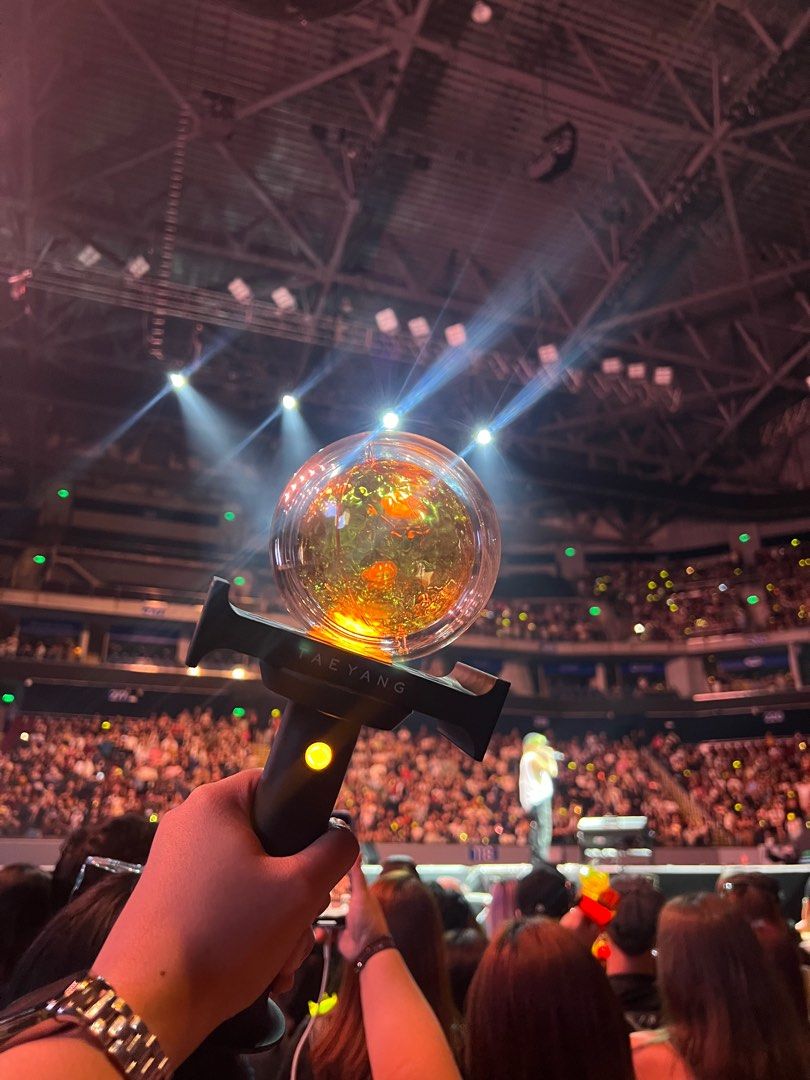 BIGBANG Taeyang Official Light Stick (Category: Music Accessories) located in Taguig. Submitted by rzgzb (Listing ID 1354708361, Image 1). Description: Used once in Taeyang’s concert! Inclusion: box, light stick (with used AAA batteries for testing), user manual and strap only ₱2900 original price.
