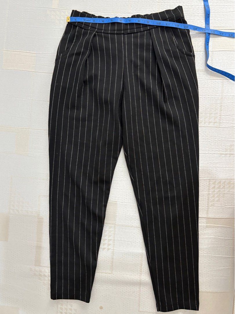 Black and White Stripes Straight Cut Pants (Category: Other Bottoms) located in Manila. Submitted by painttherust (Listing ID 1354525893, Image 1). Description: - see pics for measurements .
