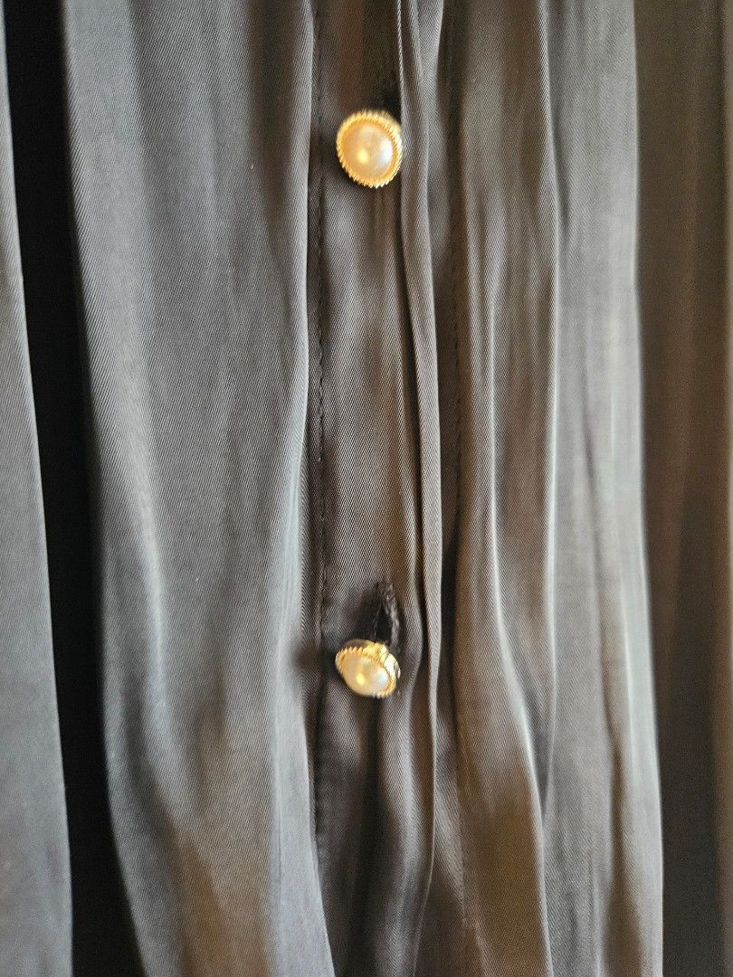 Black Long Sleeves Blouse with Pearl Buttons (Category: Longsleeves) located in Mandaluyong City. Submitted by maeemp (Listing ID 1354530464, Image 3). Description: Elegant Black Satin-Like Blouse with Pearl Buttons ✨ 📏 Size: Fits L-XL 🔹 Features: 🌟 Elegant satin-like fabric with a soft sheen 🖤 Classic black, easy to dress up or down 💎 Statement pearl buttons on the front and cuffs 💃 Flowy, loose fit with a slight A-line cut for effortless 
