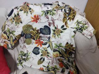 (Category: ) located in . Submitted by sellergee (Listing ID 1354671157, Image 1). Description: .