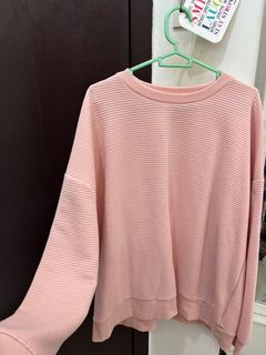 (Category: ) located in . Submitted by reenewardrobe (Listing ID 1354536609, Image 1). Description: .