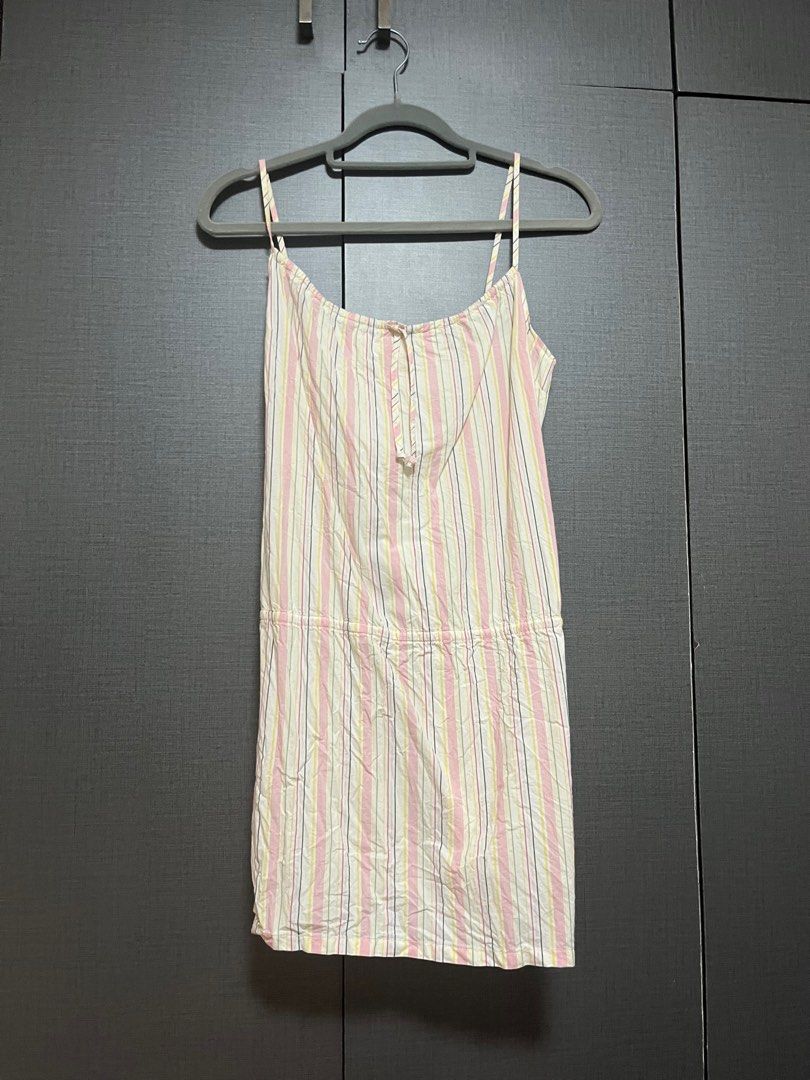 Calvin Klein Y2K Dress (Category: Dresses) located in Makati City. Submitted by _makeroom (Listing ID 1354720292, Image 1). Description: vintage y2k calvin klein dress cute for lounging or going to the beach.
