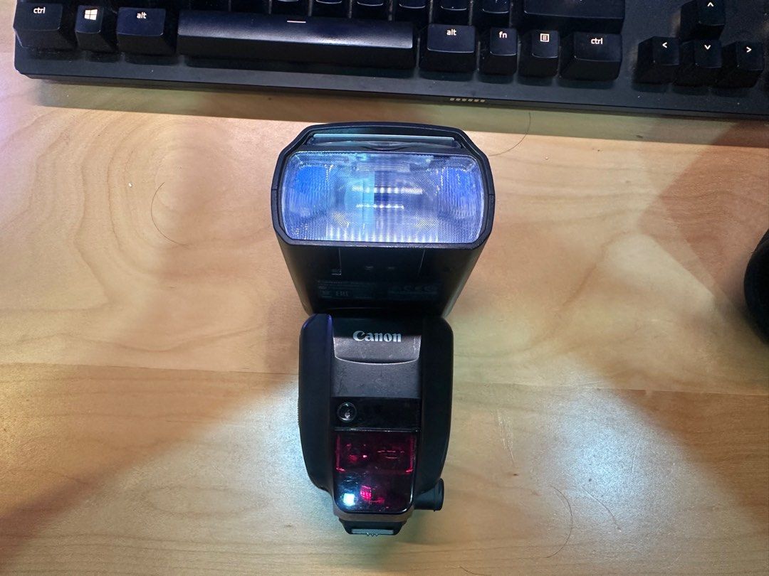Canon Speedlite 600EX-RT Flash62863112329731112