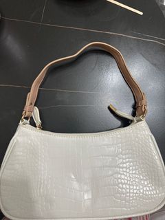 （分類：）位於 。 由 crazilyloveshopping 提交（商品編號 1354625179，圖片 1）。簡介： 。