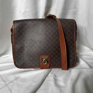 (Kategori: ) berada di . Dikirim oleh criandra (ID iklan 1354613516, Gambar 1). Deskripsi: .