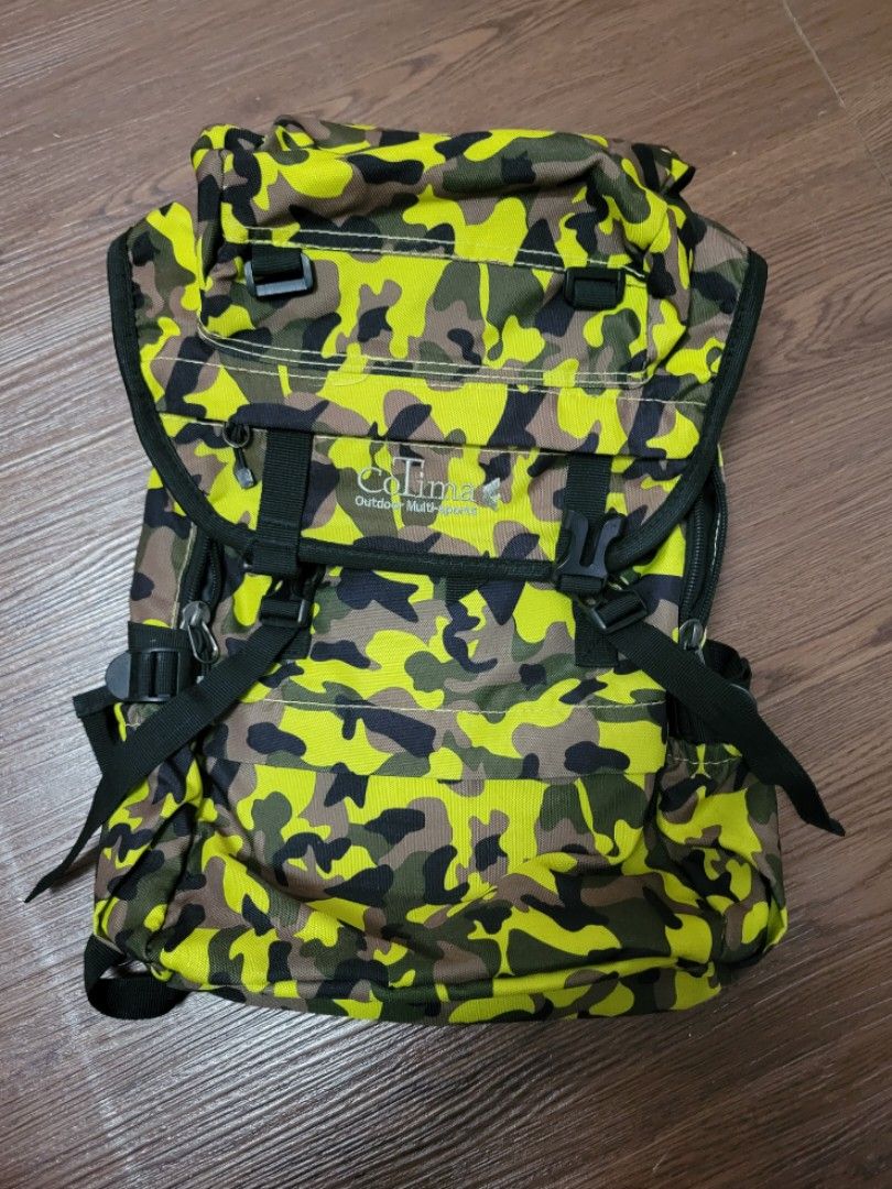cotima backpack （分類：背包）位於 Hong Kong。 由 msmins 提交（商品編號 1354650352，圖片 1）。簡介： size around 38×28×10。