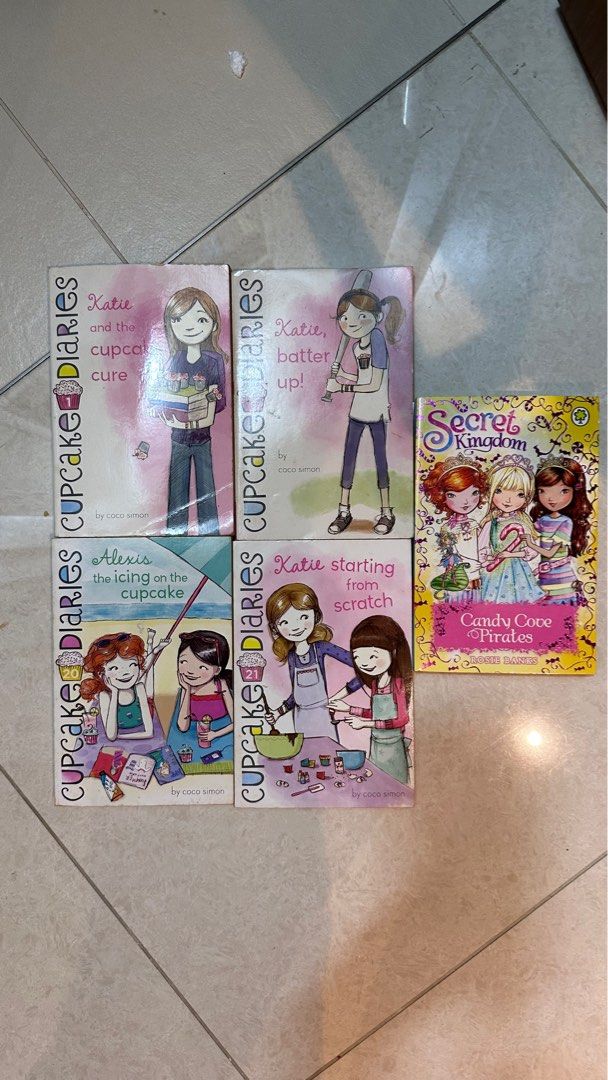 Cupcake Diaries (Category: Storybooks) located in Singapore. Submitted by ccccc1411 (Listing ID 1354650310, Image 1). Description: .
