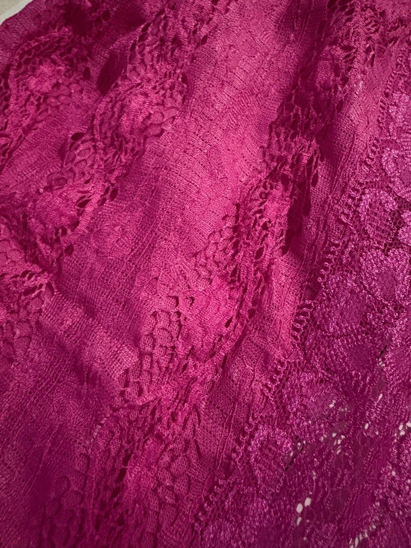 DECREE beautiful lace top (Category: Sleeveless) located in Manila. Submitted by violoot (Listing ID 1354713441, Image 2). Description: M-L -clipped at the back for photo purposes.