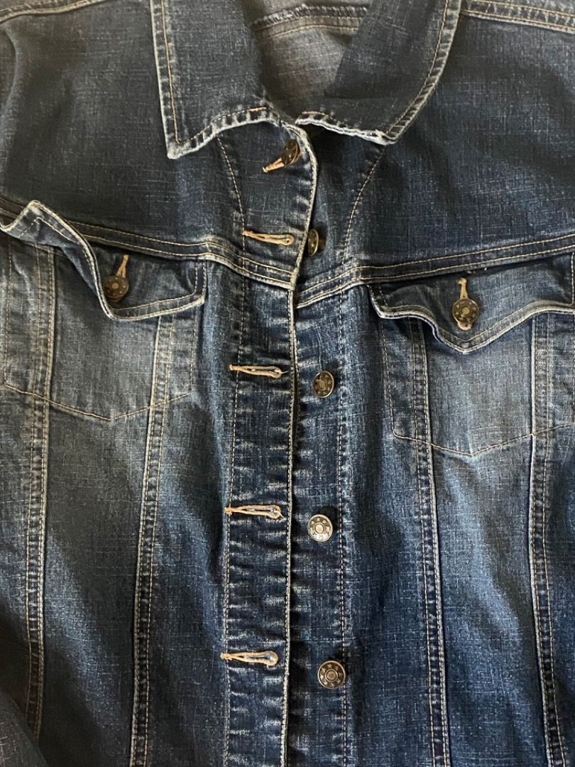 Denim jacket dark blue aesthetic grunge (Category: Coats, Jackets and Outerwear) located in Pasig City. Submitted by ctiner (Listing ID 1354556094, Image 1). Description: Medium^^.