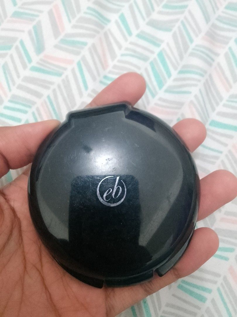 Ever Bilena Press Powder (SHADE: HONEY) (Category: Makeup) located in Quezon City. Submitted by bachendorff (Listing ID 1354672967, Image 2). Description: Unused.