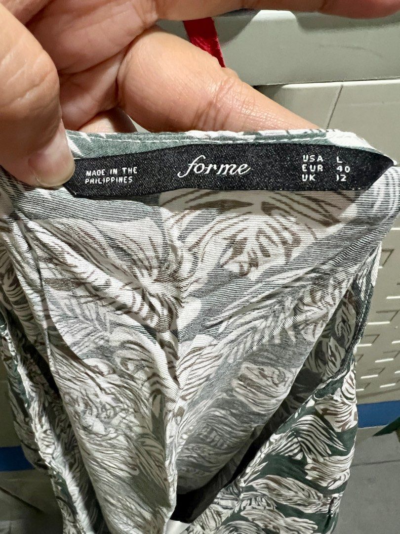 For me crop top (Category: Blouses) located in Pasig City. Submitted by iphel (Listing ID 1354539478, Image 3). Description: .