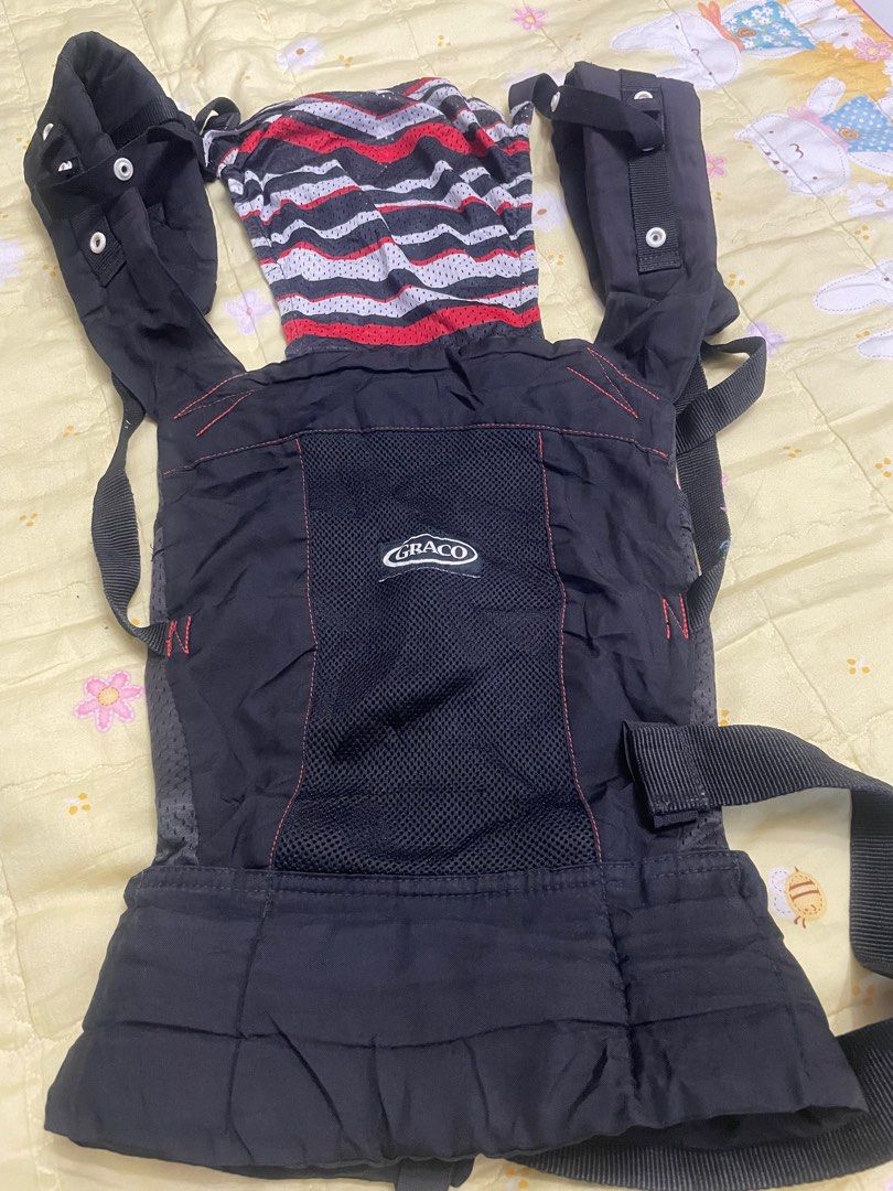 Graco Baby Carrier (Category: Carriers & Slings) located in San Jose del Monte. Submitted by momma_buys (Listing ID 1354671864, Image 2). Description: As is where is Selling low.