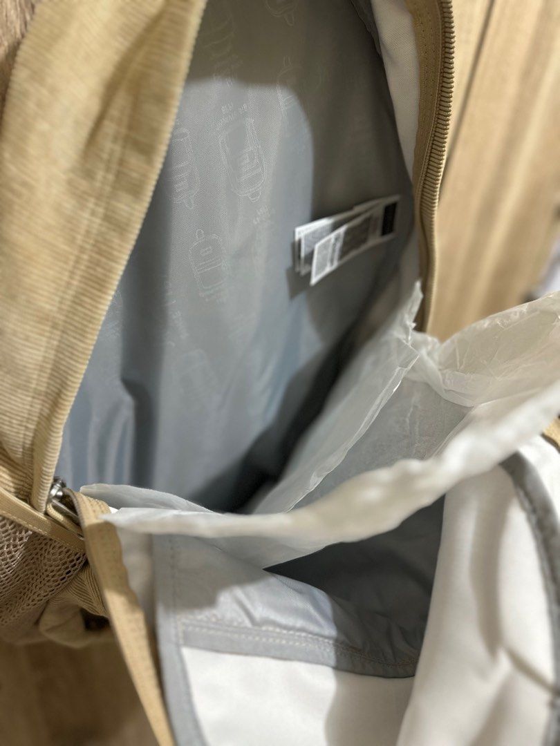 Granby Remix Backpack (Category: Backpacks) located in Bauang. Submitted by bamarn (Listing ID 1354521668, Image 3). Description: JanSport Granby Remix Backpack.