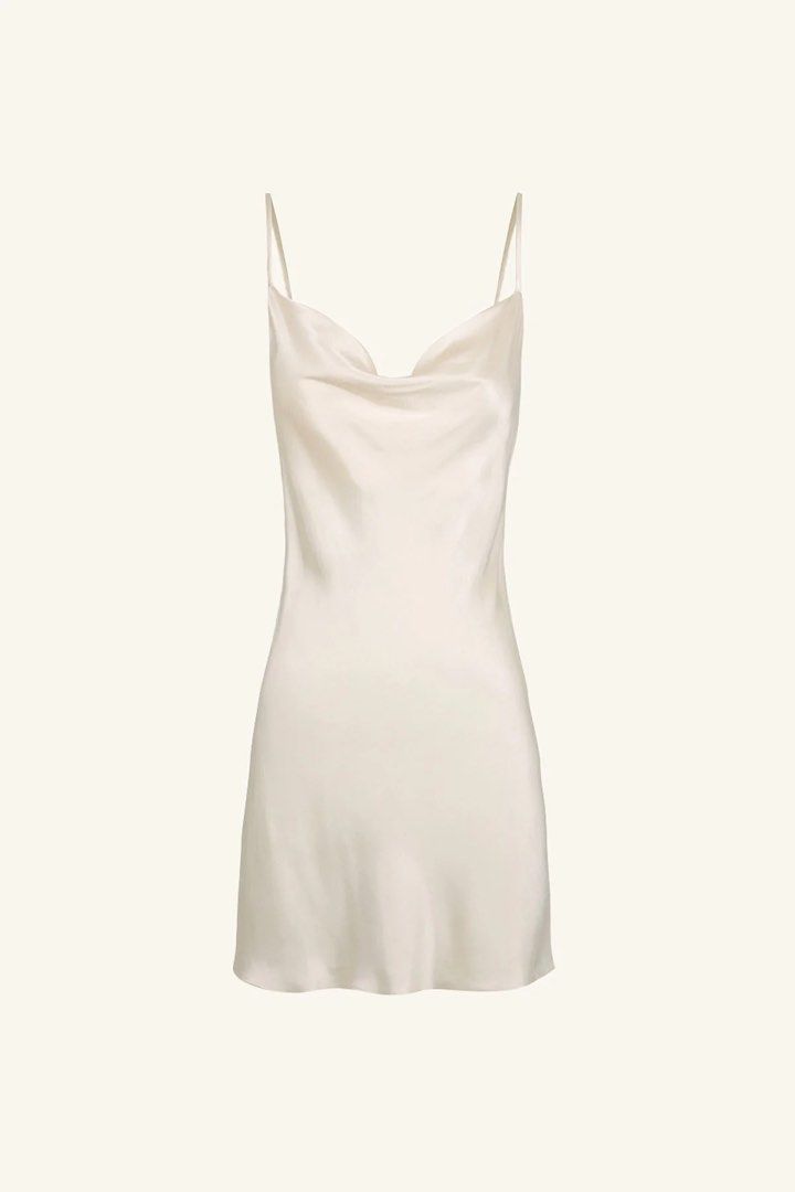 H&M white satin dress (Category: Evening dresses & gowns) located in Makati City. Submitted by imryzz (Listing ID 1354698720, Image 2). Description: H&M satin tie detail dress Small Rfs decluttering.