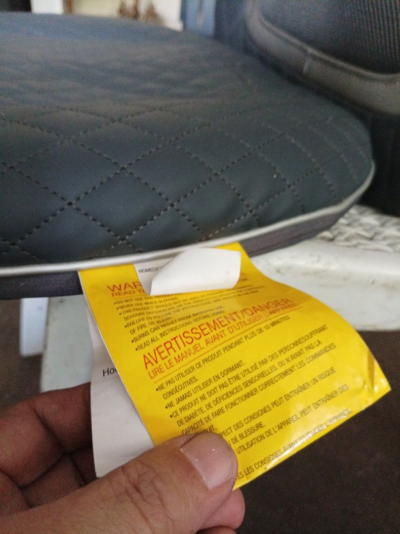 Homedics Chair Massager (Category: Massage Devices) located in Las Pinas. Submitted by jaziyah4 (Listing ID 1354554947, Image 3). Description: Homedics Back massager Fully functional 220V adapter included. Best for home or office..