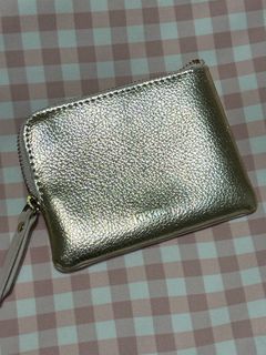 (Category: ) located in . Submitted by rarecraftsfinds (Listing ID 1354658543, Image 1). Description: .