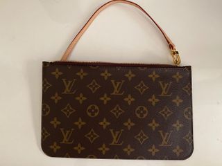 (Category: ) located in . Submitted by littecloset (Listing ID 1353818919, Image 1). Description: .