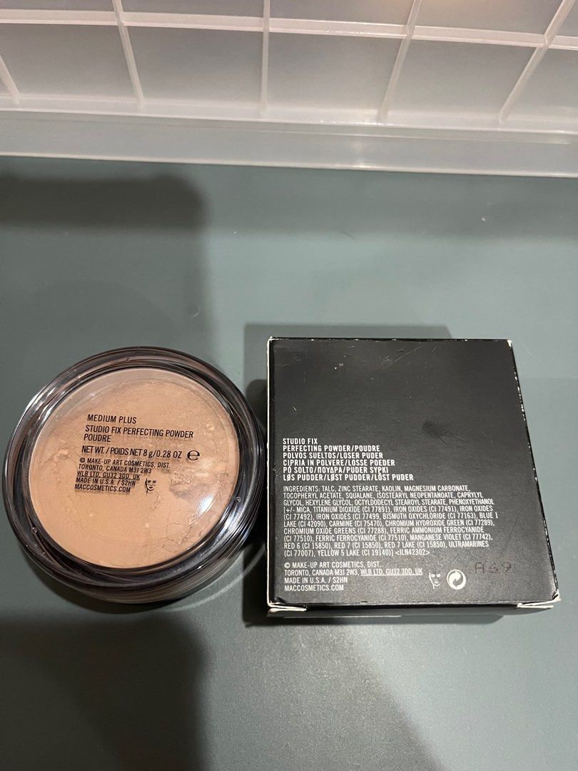 MAC studio fix perfecting powder 8g (medium plus) (Category: Makeup) located in Manila. Submitted by marylouche42170 (Listing ID 1354699916, Image 1). Description: Loose pwder .