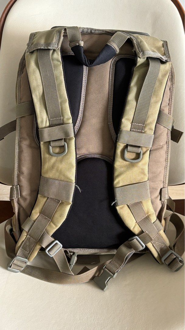 Magforce Cakewalk Computer Backpack (Category: Backpacks) located in Singapore. Submitted by pepperchilli (Listing ID 1354612913, Image 3). Description: Cakewalk Computer Backpack Size: H490xW330xD230(mm) Material: 1050D MAGTEX Ballistic Nylon Capacity:37L Origin: Taiwan ▪ Plenty of MOLLE/PALS webbing for expansion. ▪ Side straps compress backpack, optimizing weight distribution. ▪ Thickly padded compartment for a 15” laptop. ▪ Interior medical/E