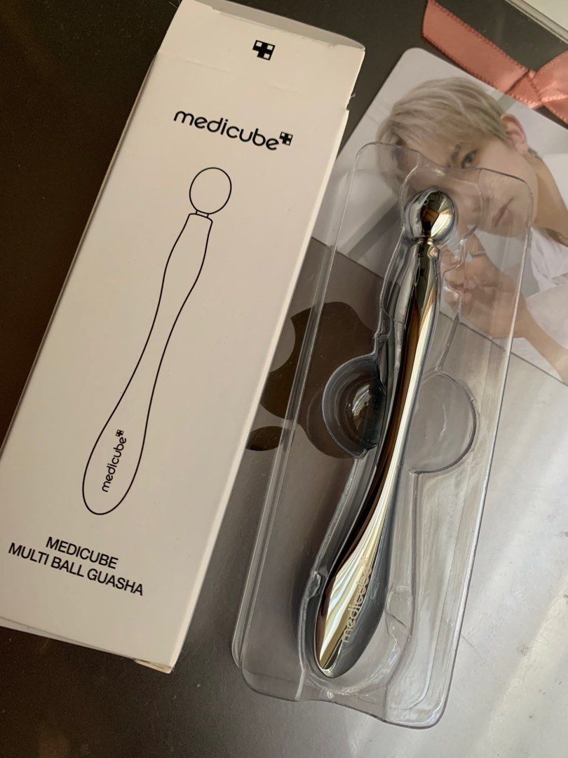 Medicube Guasha Multi Ball (Category: Face Care) located in Taguig. Submitted by 1015ditto (Listing ID 1354551494, Image 1). Description: brand new og price is 1k+.