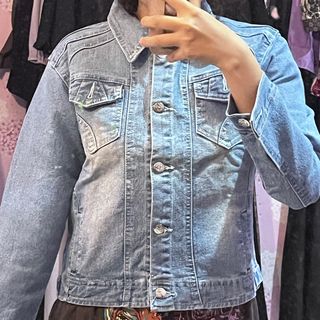 (Kategori: ) berada di . Dikirim oleh littlebambieyes (ID iklan 1354607891, Gambar 1). Deskripsi: .