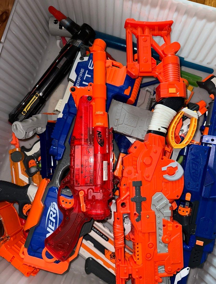 Nerf (Category: Action & Battle Toys) located in Singapore. Submitted by itsnotmelizabeth (Listing ID 1354721059, Image 9). Description: Decluttering selling all together. .