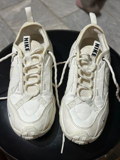 Nike running shoes size 6.5W