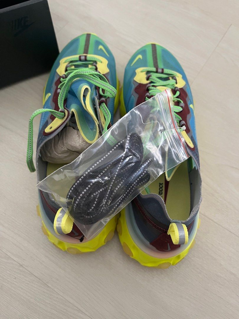 React element 87/ Undercover (Category: Sneakers) located in Singapore. Submitted by letsgedditnow (Listing ID 1354586400, Image 4). Description: Used twice only Very good condition .
