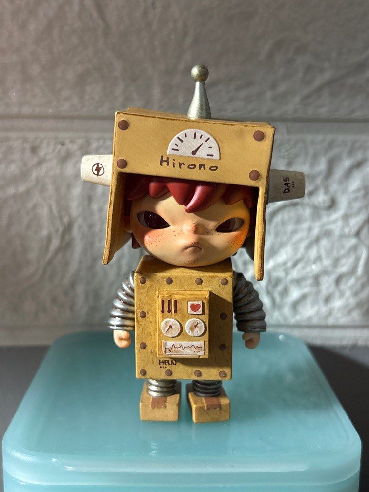 Robot - Hirono Little Mischief (Category: Designer & Blind Box Toys) located in Pasig City. Submitted by ckkyu (Listing ID 1354709033, Image 1). Description: 🪄 no box and foil 🪄 figure and card only.